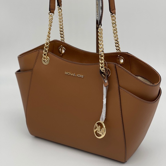 Michael Kors Handbags - Michael Kors LG Chain Shoulder Tote Bag